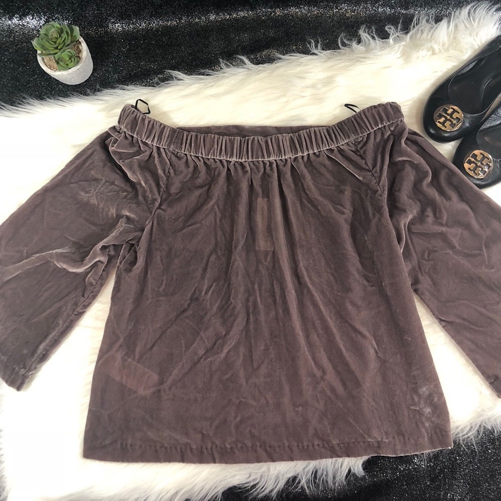 Calvin Klein velvet off the shoulder top - Picture 1 of 4